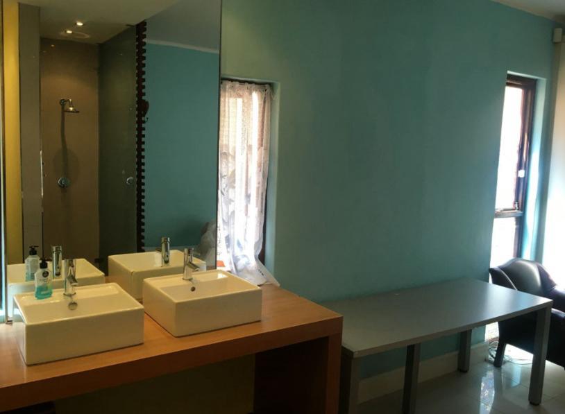 2 Bedroom Property for Sale in Sea Point Western Cape